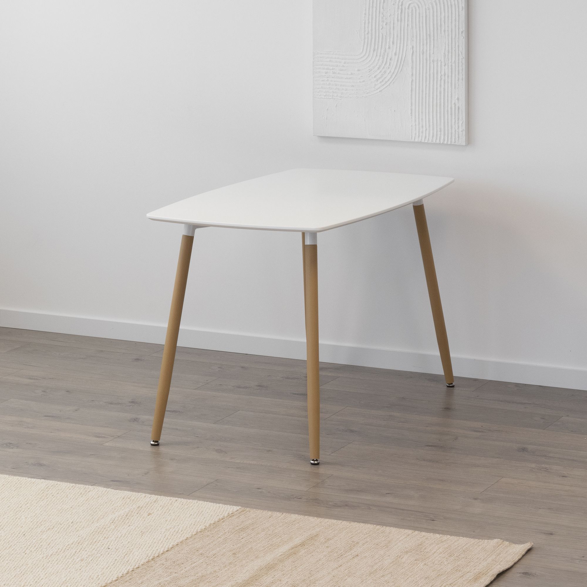 Esstisch Felicia mit Metallbeine in Holzoptik, rutschfeste Füße, leichter Aufbau Esstisch Felicia mit Metallbeine in Holzoptik, rutschfeste Füße, leichter Aufbau