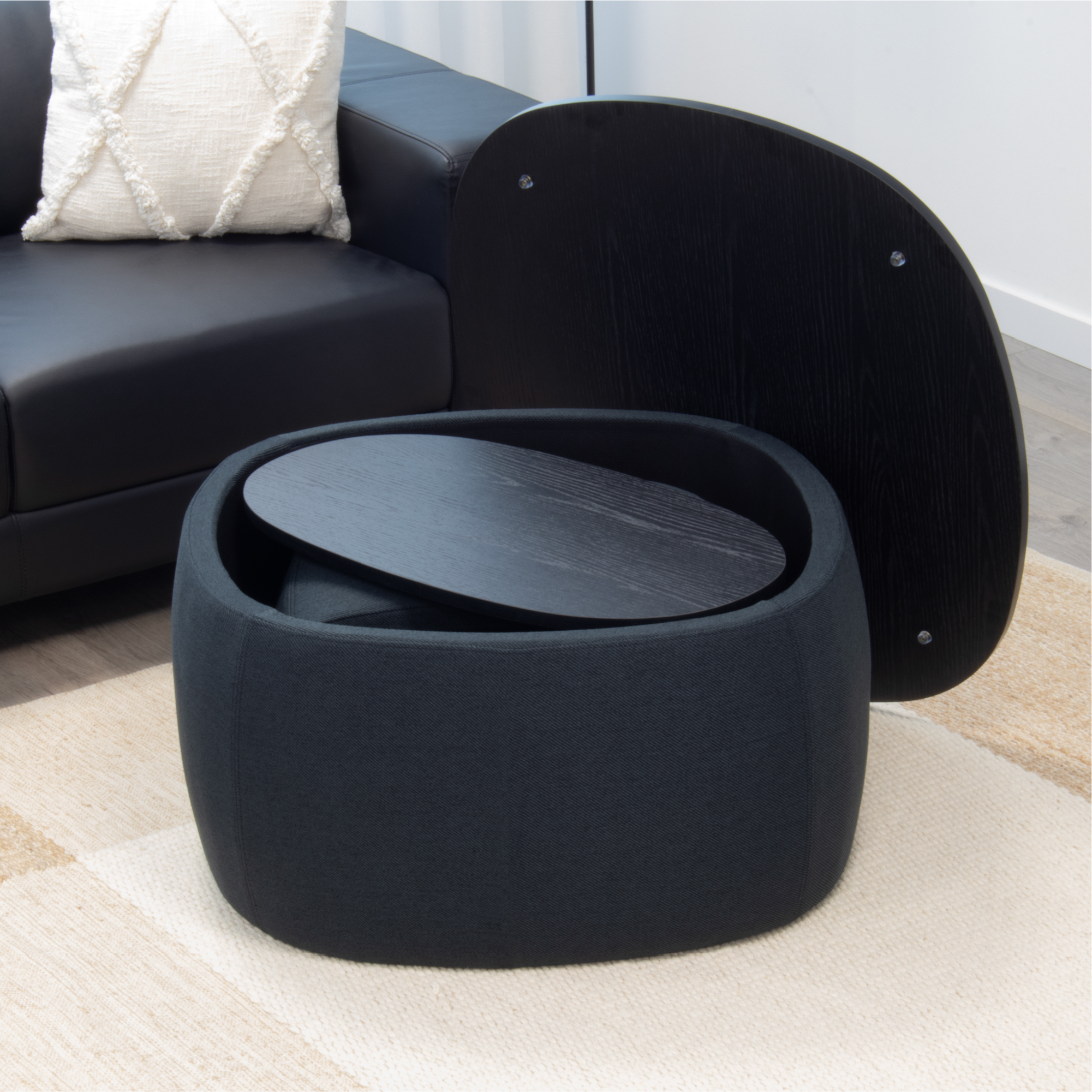 Nisami – 2er-Set Couchtische – flexibel kombinierbare Satztische mit schwarzem Stoffbezug und Holzdekor in Schwarz
