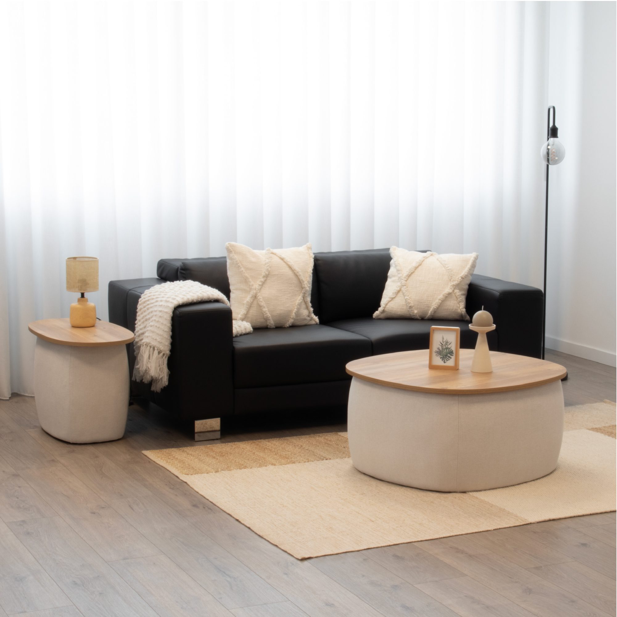 Nisami – 2er-Set Couchtische – flexibel kombinierbare Satztische mit schwarzem Stoffbezug und Holzdekor in Weiß