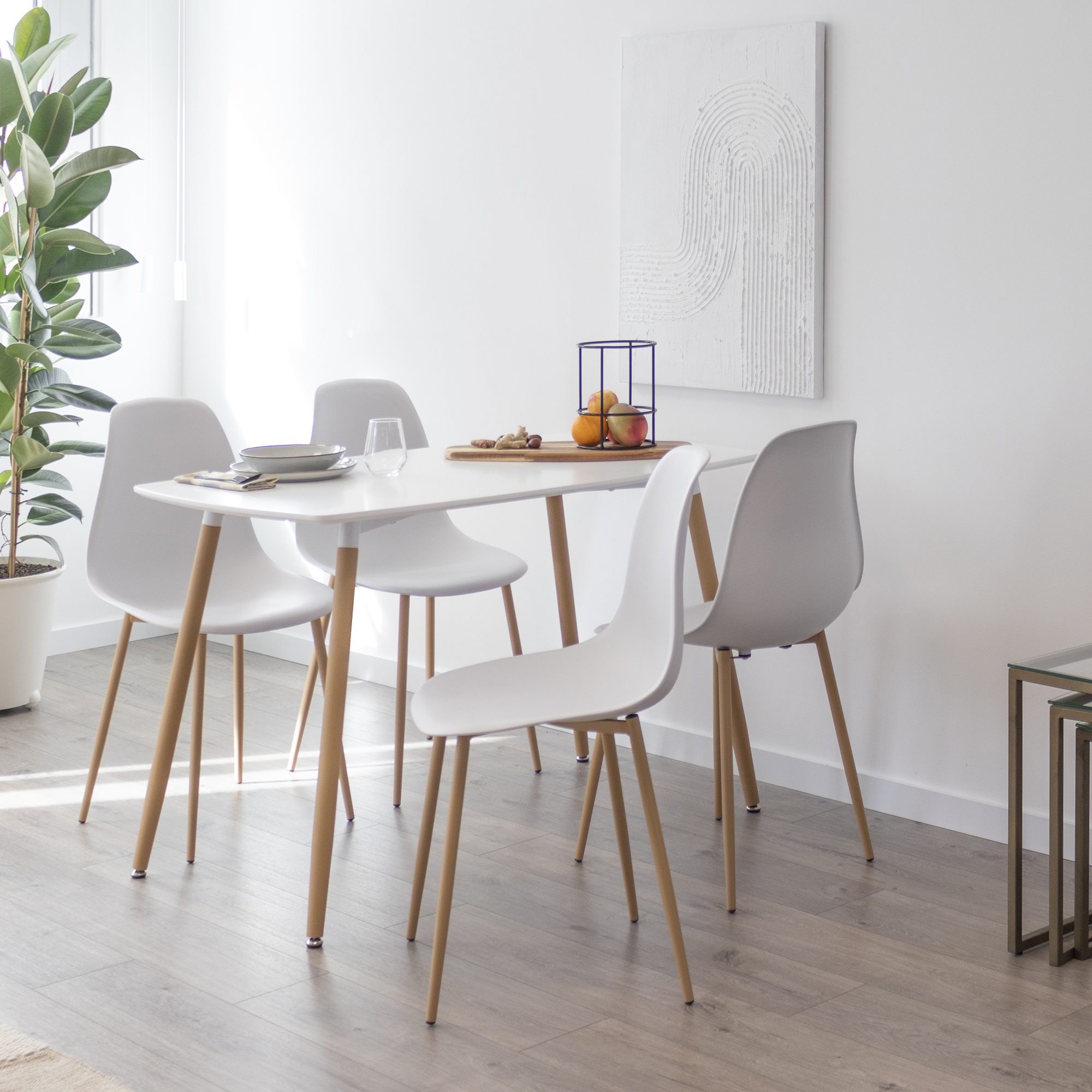 Set Tisch Felicia + 4 Stühle Hemans Weiß Set Tisch Felicia + 4 Stühle Hemans Weiß