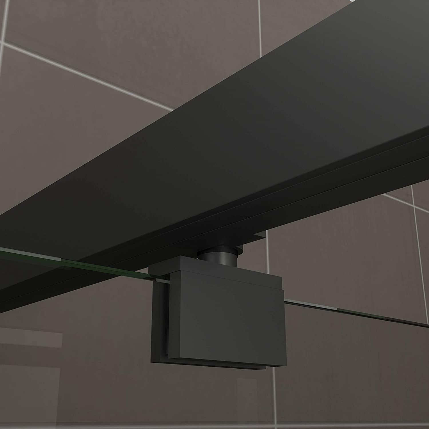 Fronteinstieg Isadora mit Klapptür und schwarzen Profilen aus ESG Sicherheitsglas