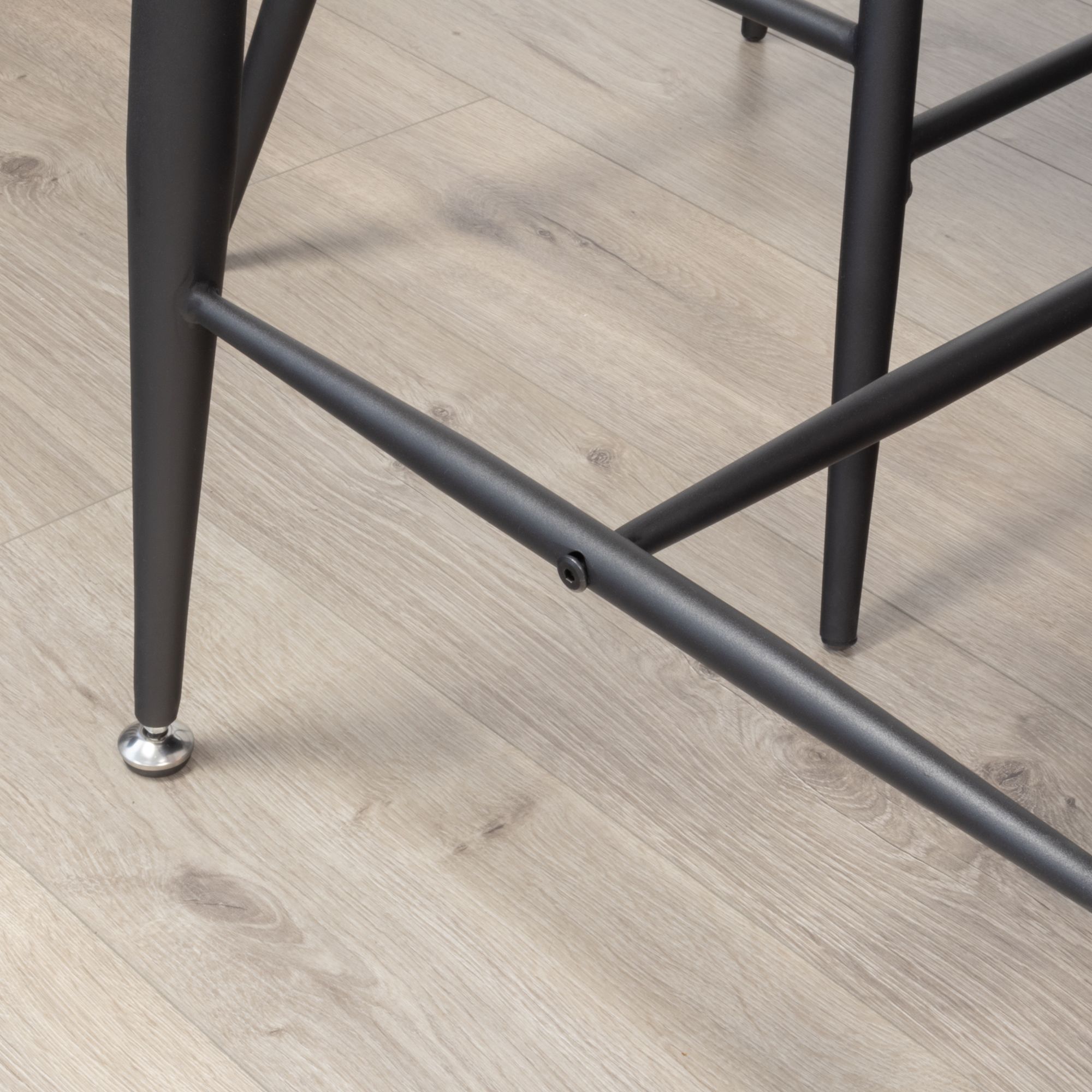 Set Tisch Edward + 4 Stühle Pollok Schwarz