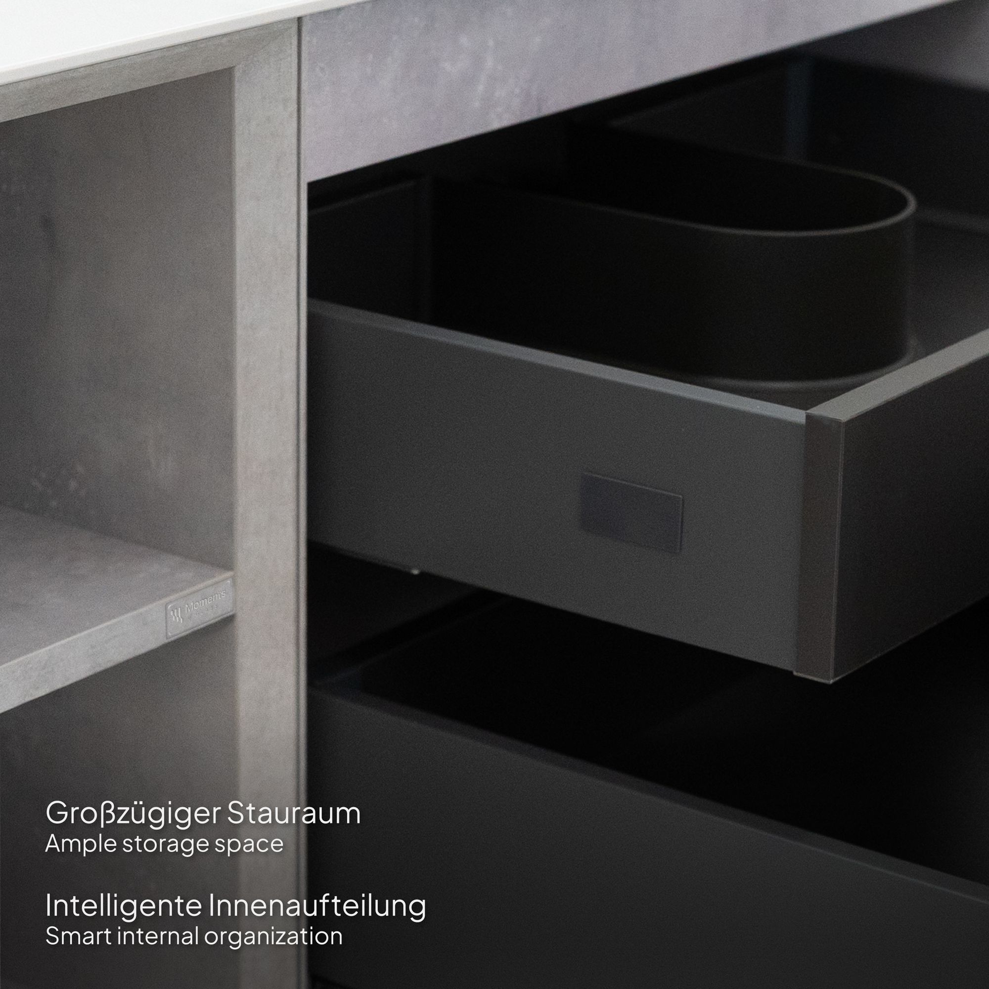 Badmöbelset Indra – Betonoptik, Calacatta-Porzellanplatte, Doppelwaschplätze & LED-Spiegel Badmöbelset Indra – Betonoptik, Calacatta-Porzellanplatte, Doppelwaschplätze & LED-Spiegel