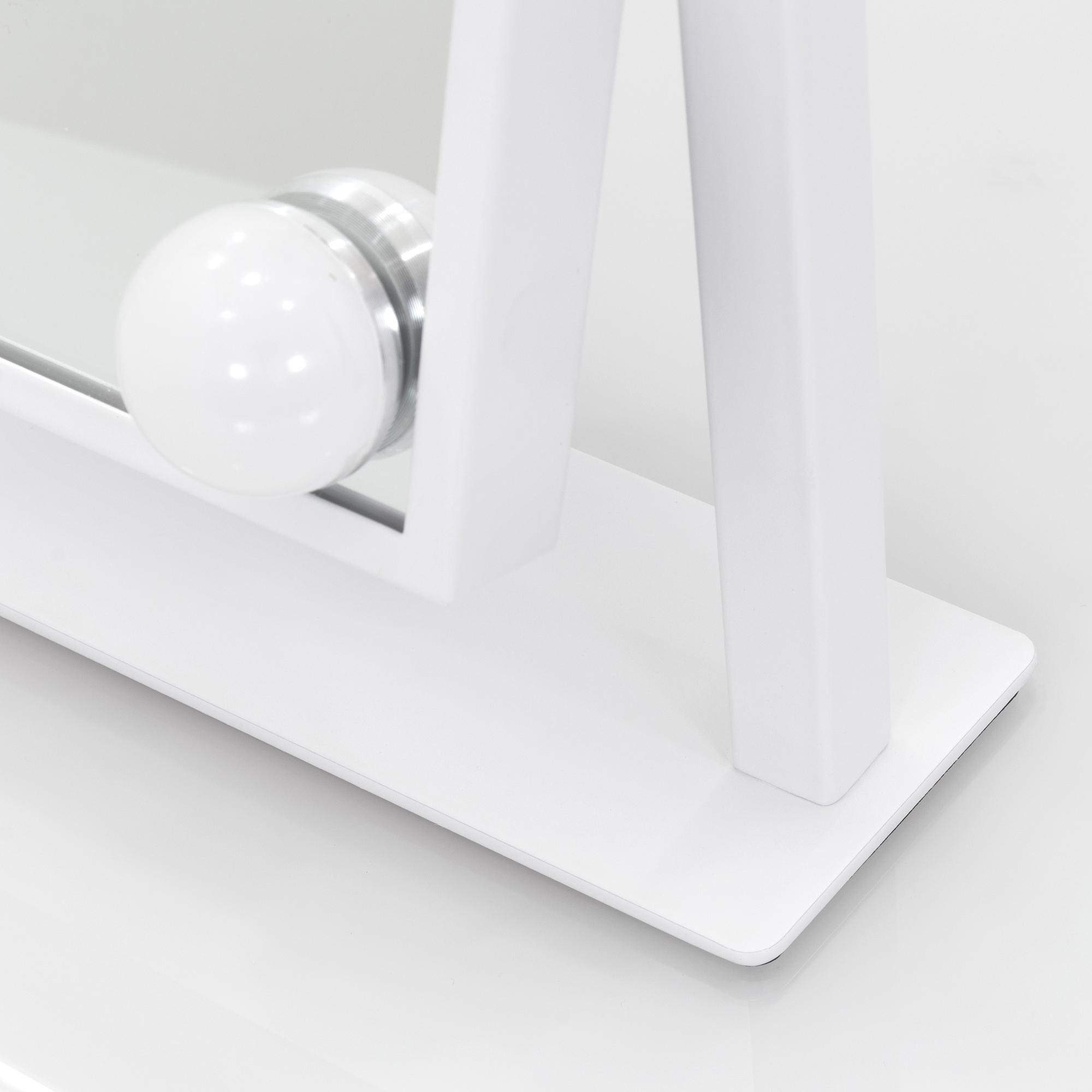 Schminkspiegel Bulb TINY mit 9 dimmbaren LED-Lampen Weiß