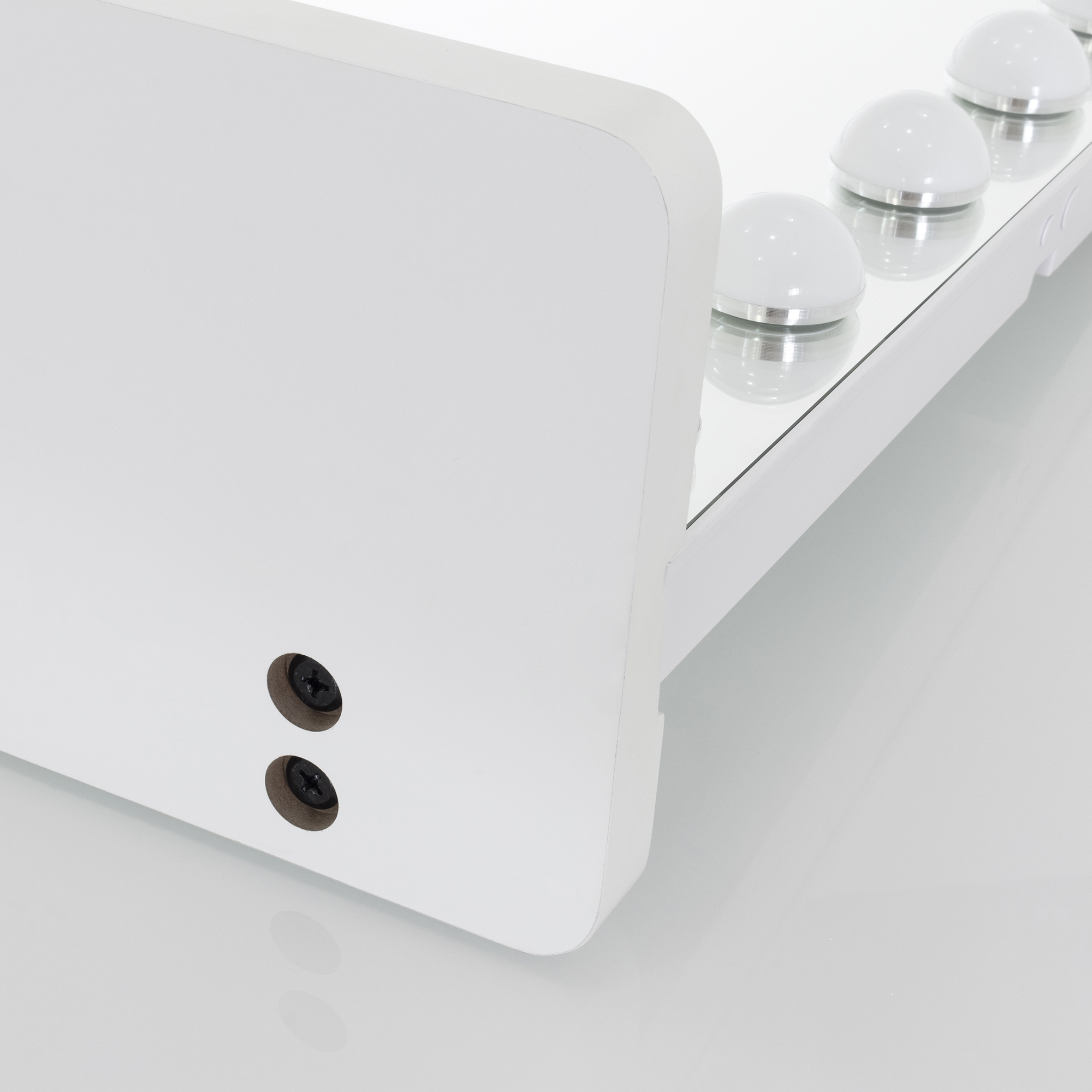 Schminkspiegel Bulb FRAME mit 18 dimmbaren LED-Lampen Weiß Schminkspiegel Bulb FRAME mit 18 dimmbaren LED-Lampen Weiß