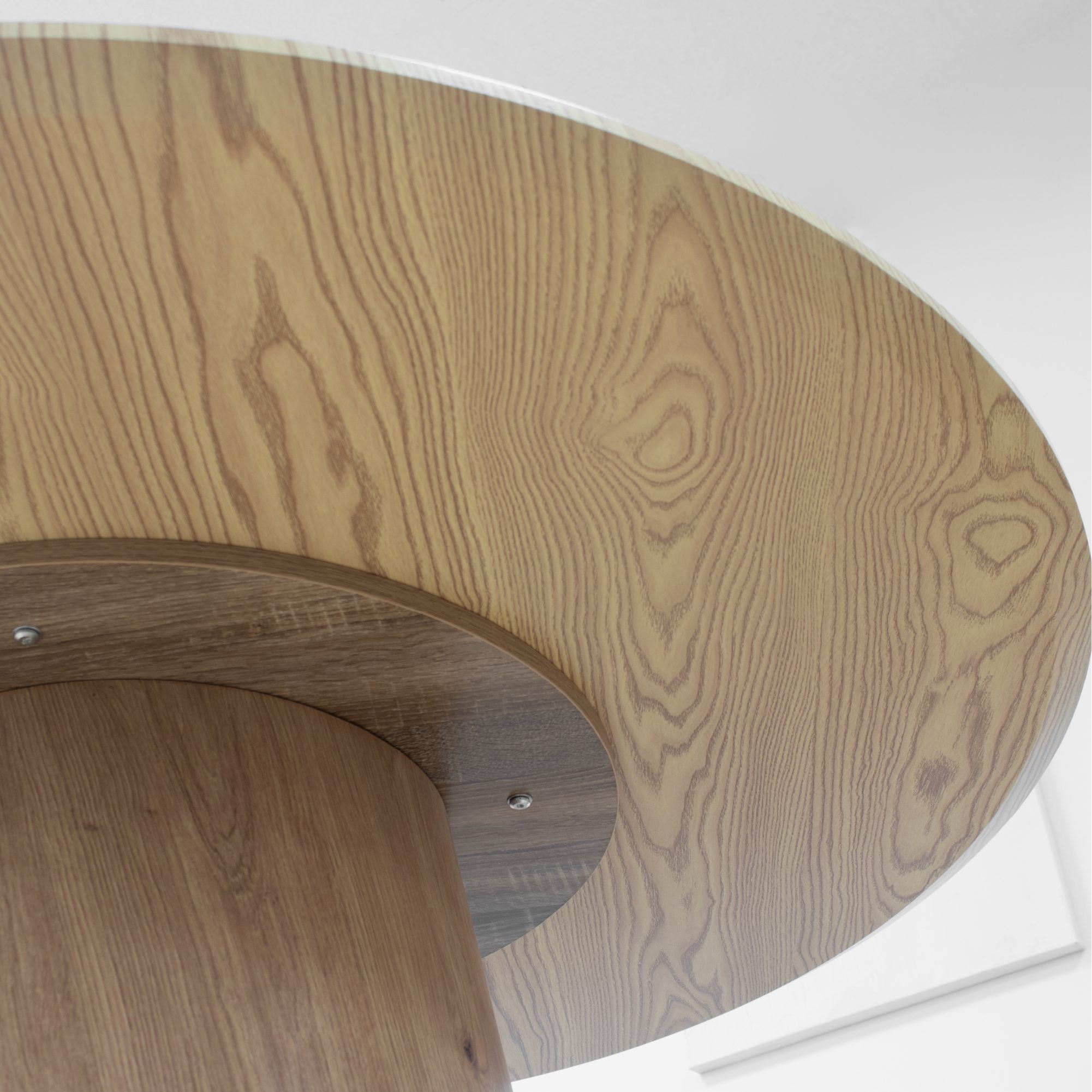 Esstisch SYLVIA | Tischplatte aus Melamin mit stabiler Struktur aus Holzverbundmaterial