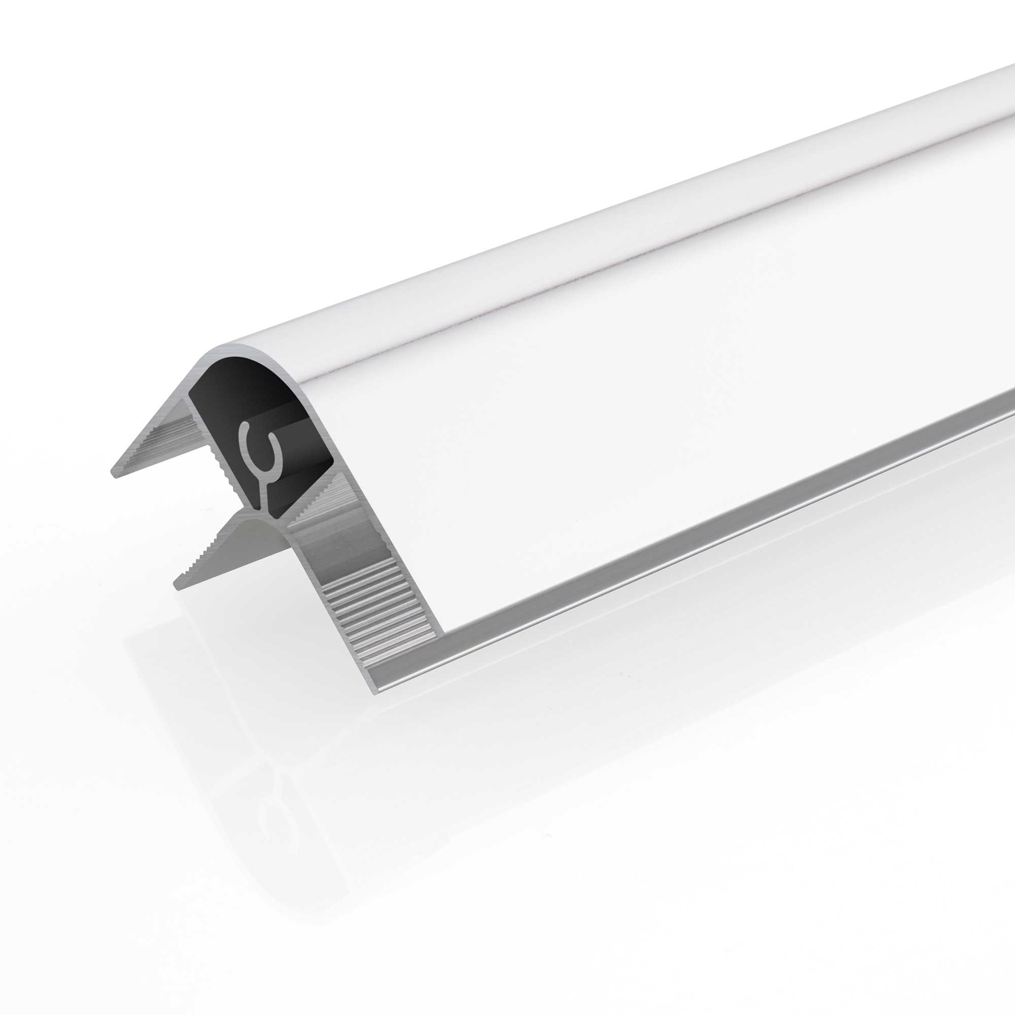 IMG_5103.jpg Hochwertiges Eckprofil aus verchromtem Aluminium – 180 cm/190 cm/200 cm