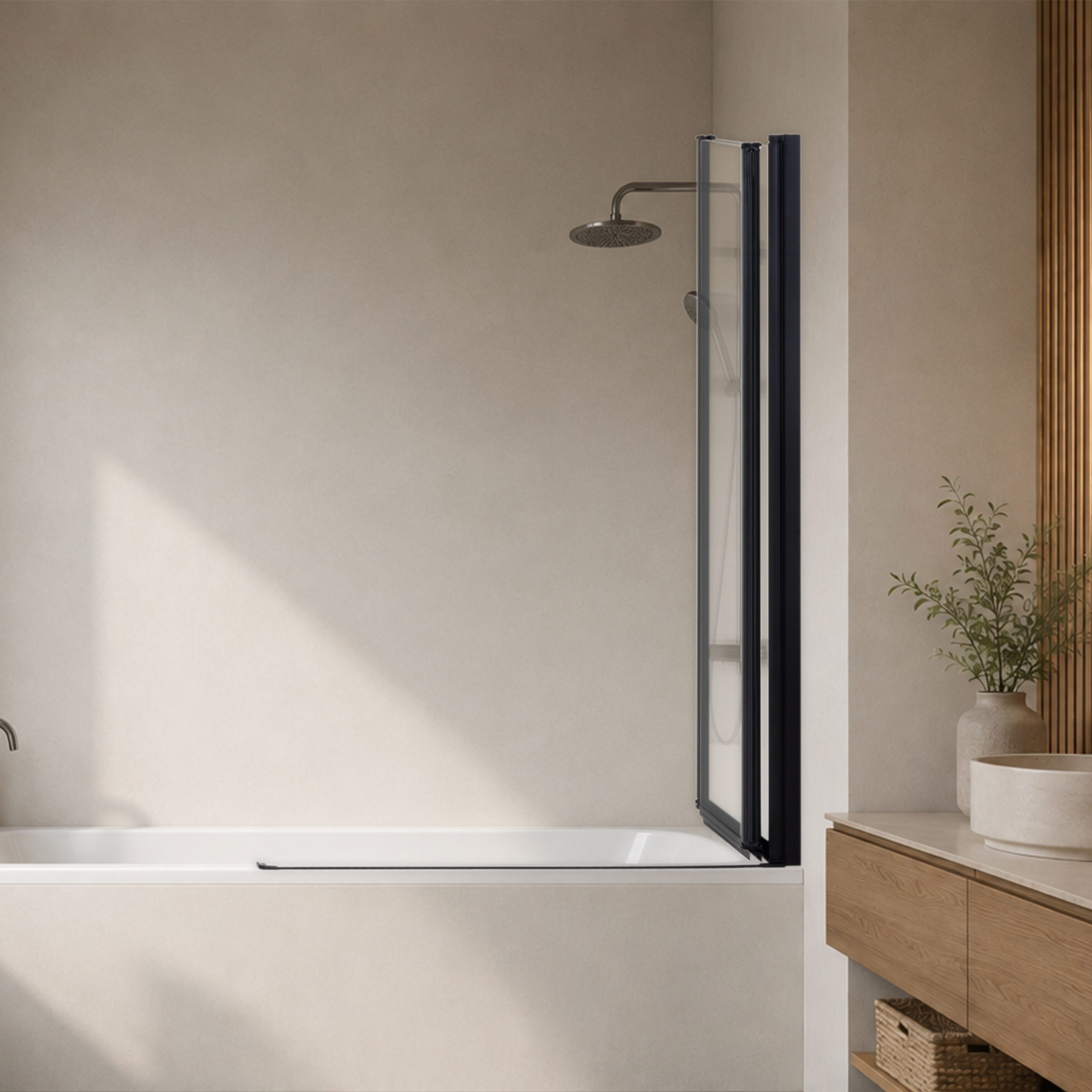 Badewannenabtrennung Petra, 3-teilig faltbar und pendelbar mit 6 mm ESG Klarglas und verchromten Profilen