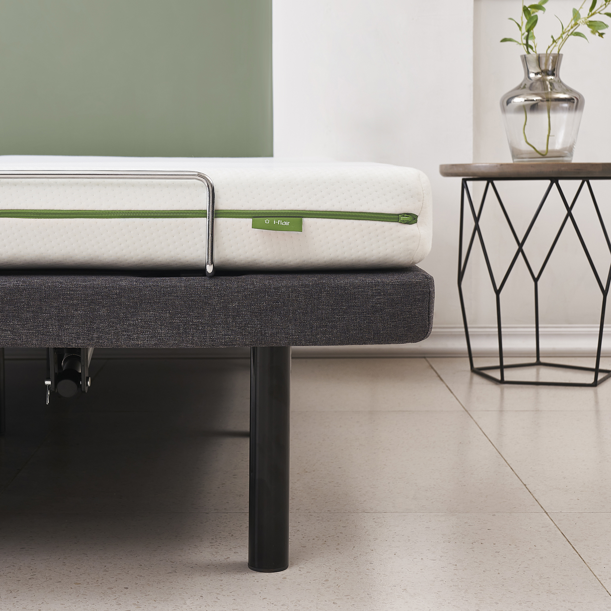 01590.jpg Joost elektrischer Premium Lattenrost mit 4-stufiger Massagefunktion