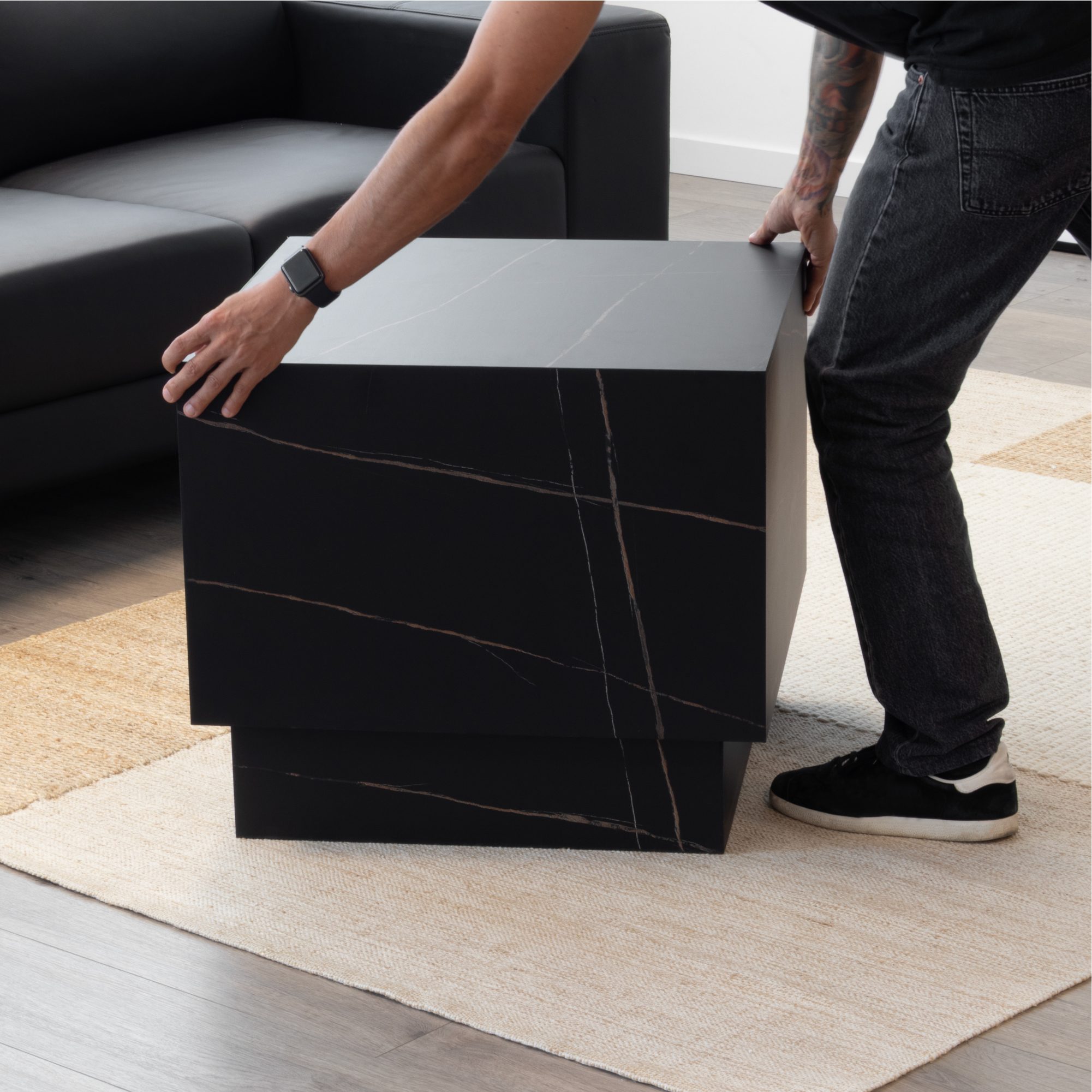 Couchtische / Beistelltisch TANEDA in Schwarz mit dekorativer Maserung - 2er Set