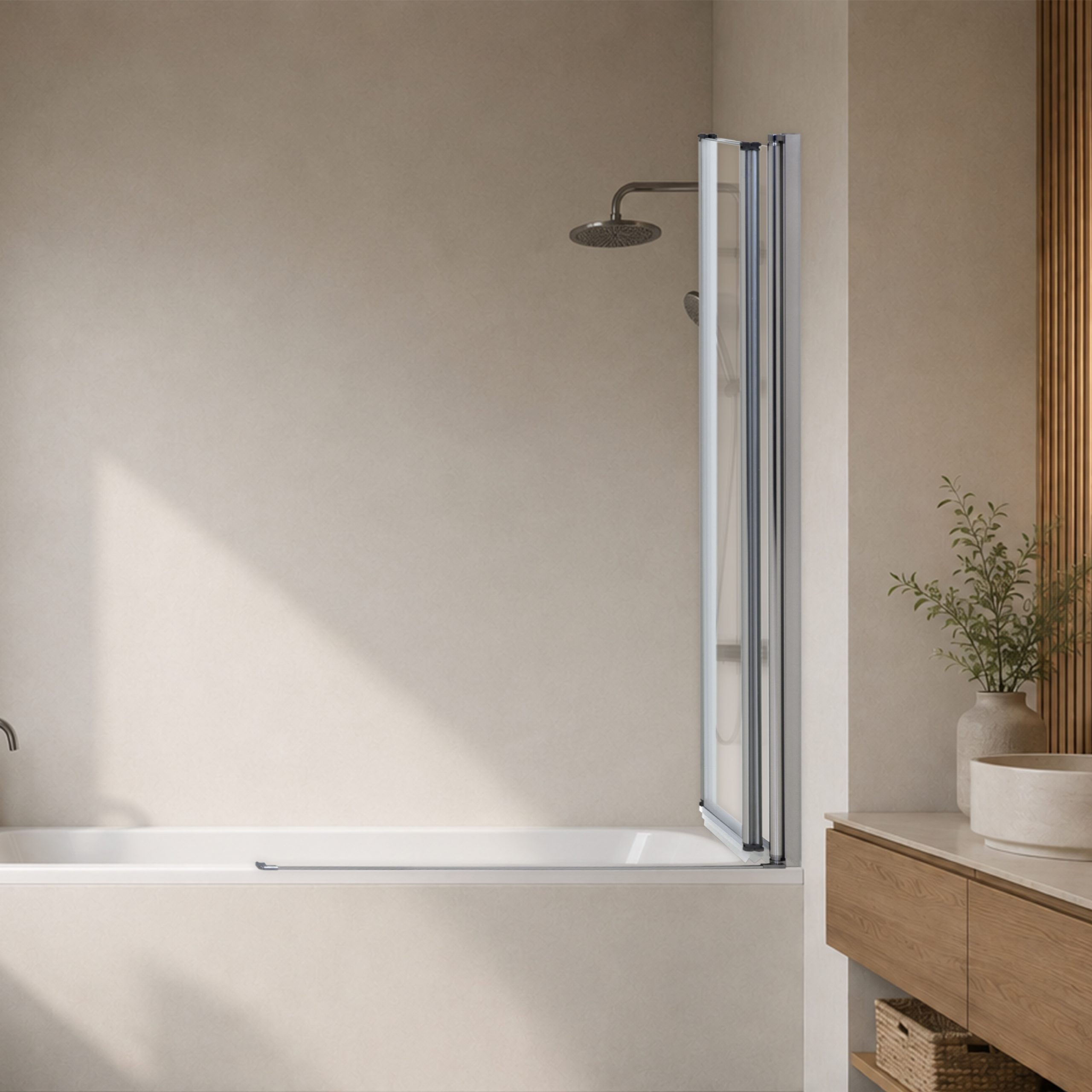 Badewannenabtrennung Petra, 3-teilig faltbar und pendelbar mit 6 mm ESG Klarglas und verchromten Profilen Petra – Badewannenabtrennung , 3-teilig faltbar und pendelbar mit 6 mm ESG Klarglas und verchromten Profilen