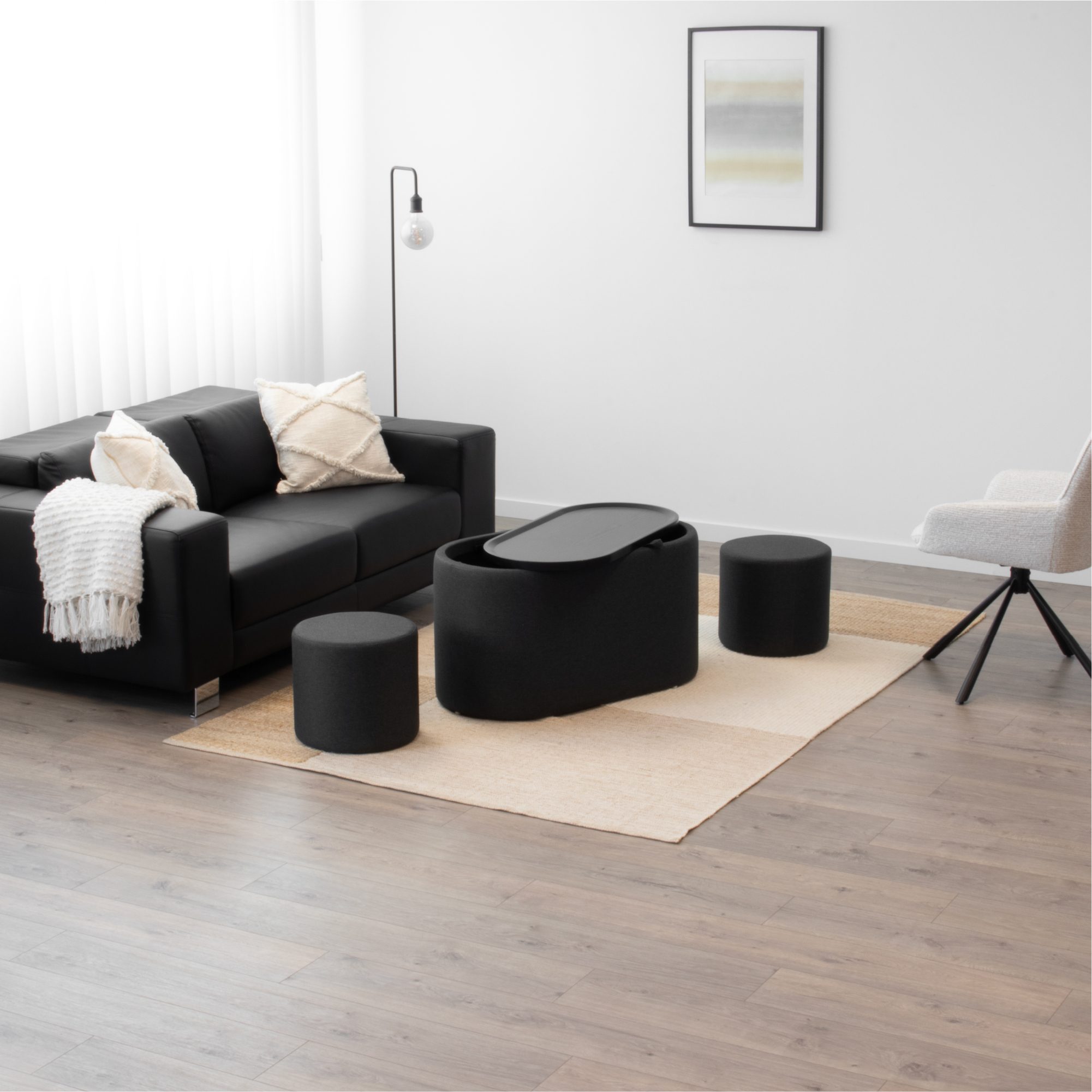 Couchtisch GIGLIO mit 2 Sitzmodulen | Schwarze Tischplatte und gepolsterte Struktur