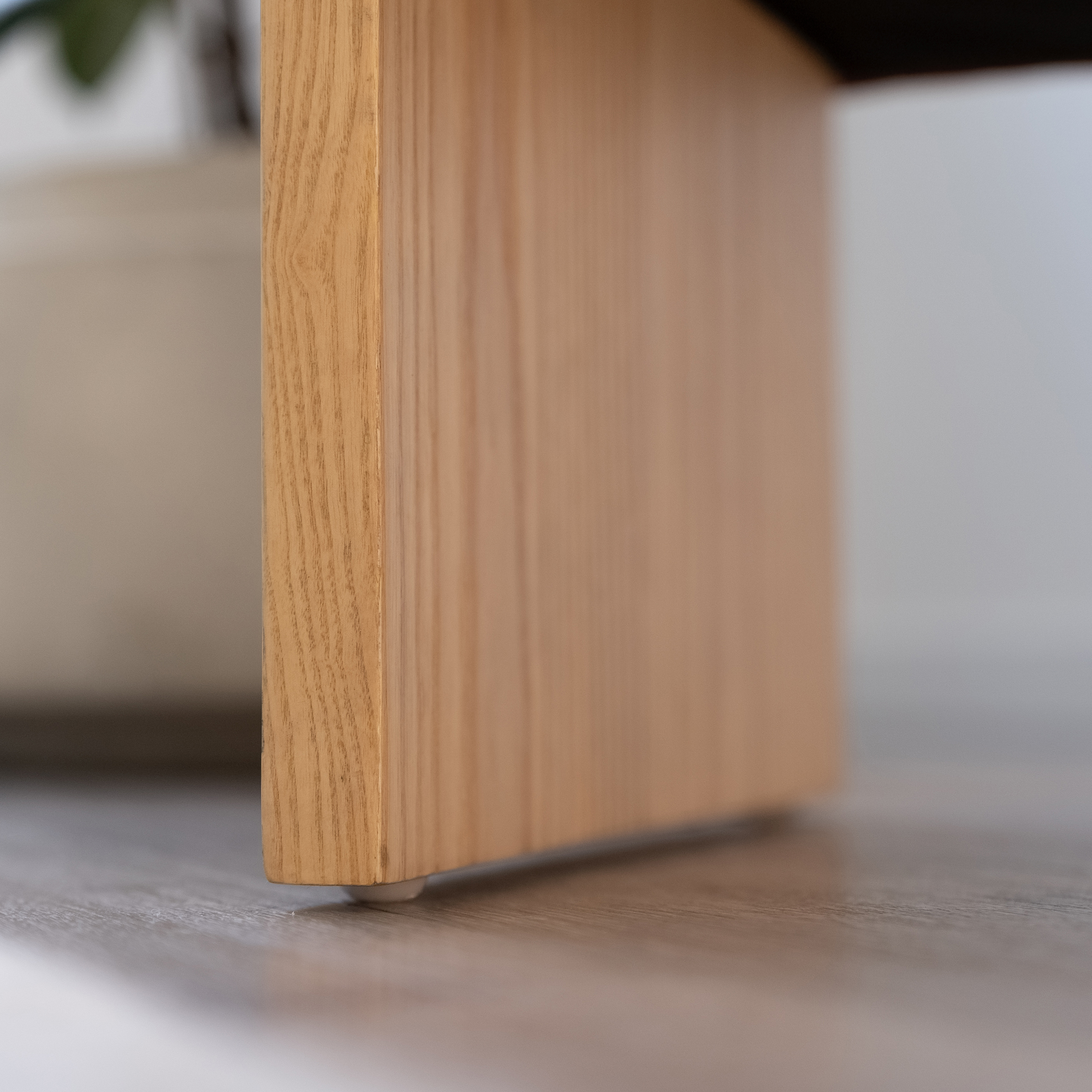 Skandinavischer Sessel Leah Weinrot – Massivholz Birke, gemütlich & nachhaltig Skandinavischer Sessel Leah Weinrot – Massivholz Birke, gemütlich & nachhaltig