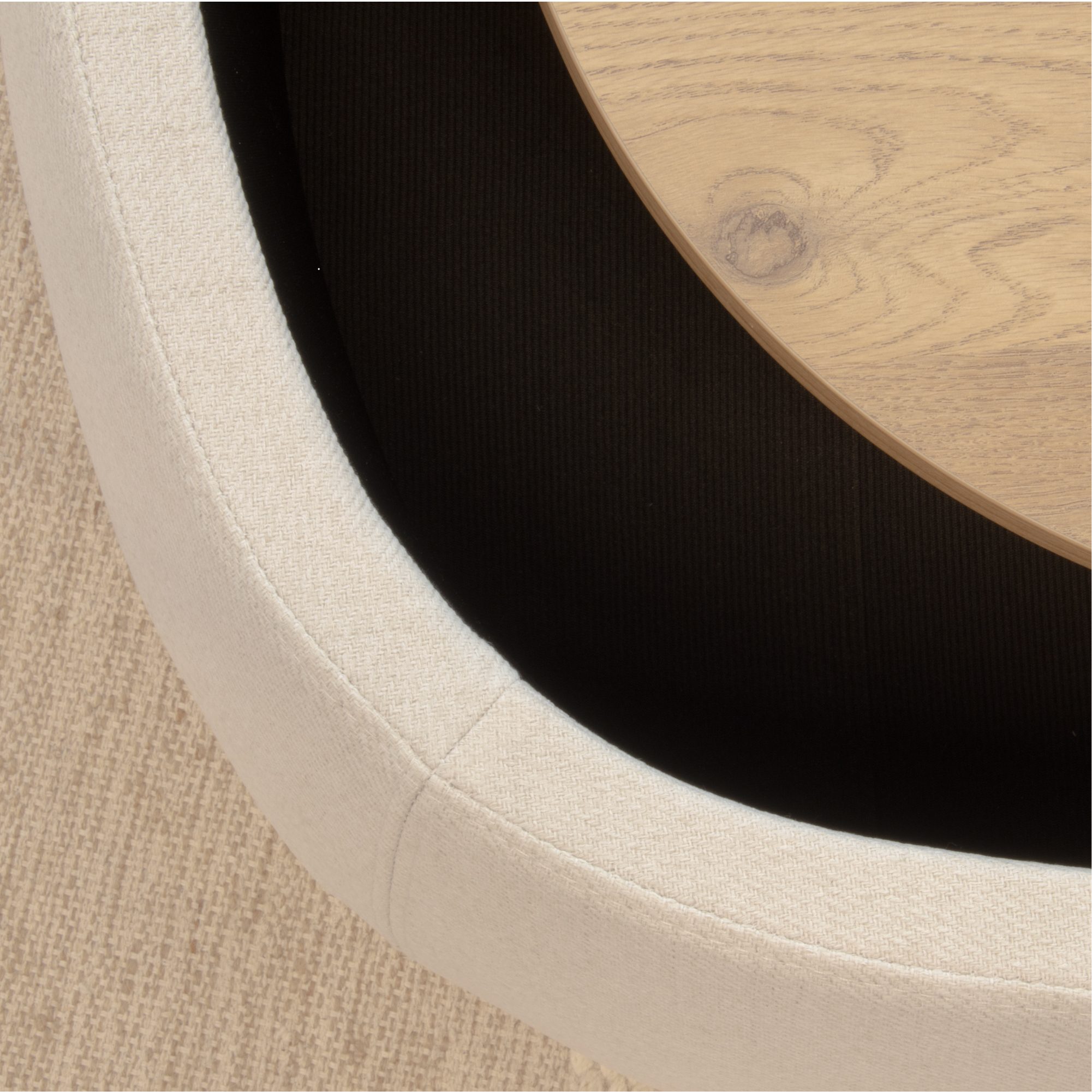 Nisami – 2er-Set Couchtische – flexibel kombinierbare Satztische mit schwarzem Stoffbezug und Holzdekor in Weiß