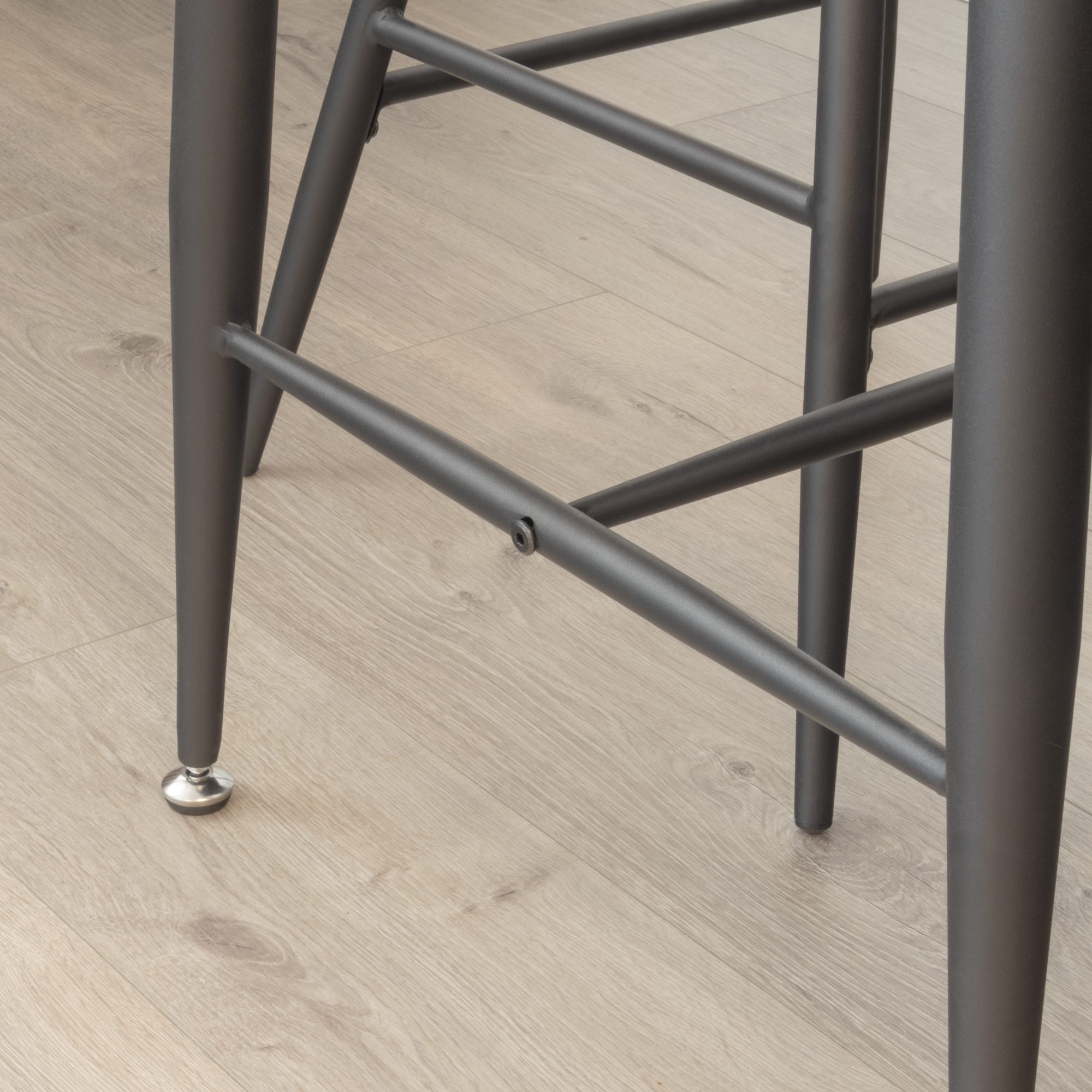 Set Tisch Edward + 4 Stühle Pollok in Schwarz mit edler Lederoptik