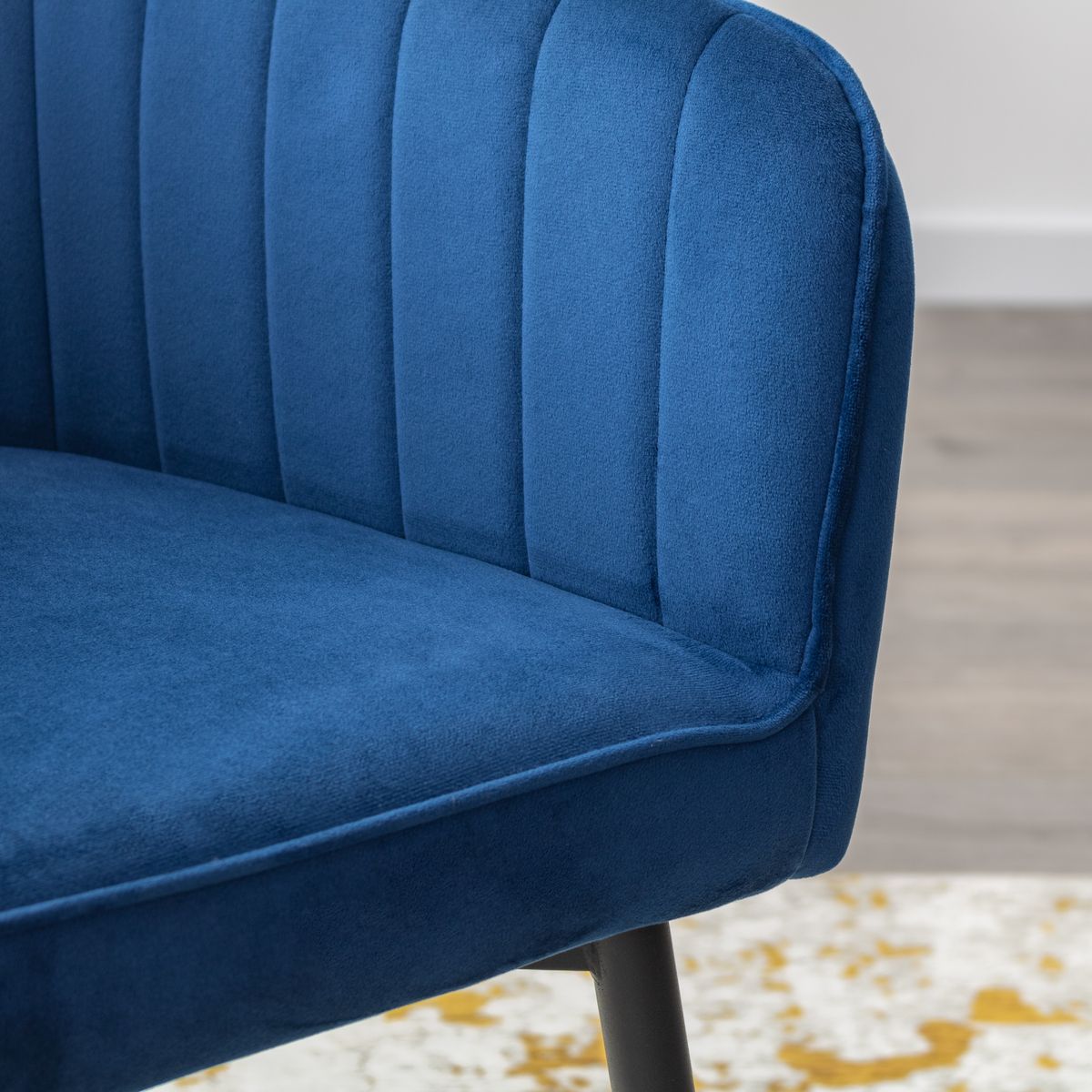 Esszimmerstuhl Wohnzimmerstuhl Dahlia Blau aus Kunstleder Living – Dining Chair Room Chair Dahlia Blue in Velvet