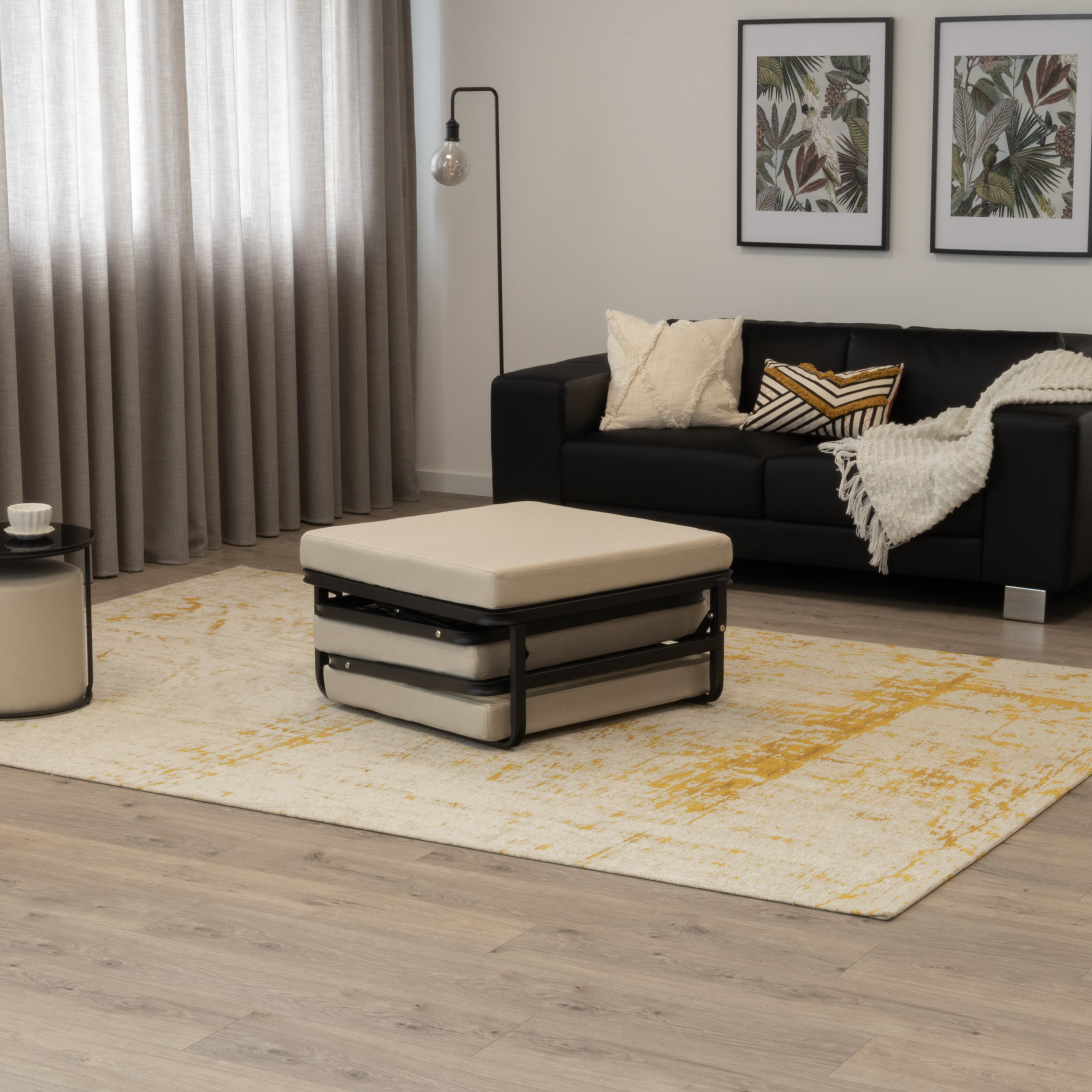 Divan – Gästebett , stabiles Klappbett in 3 Farben