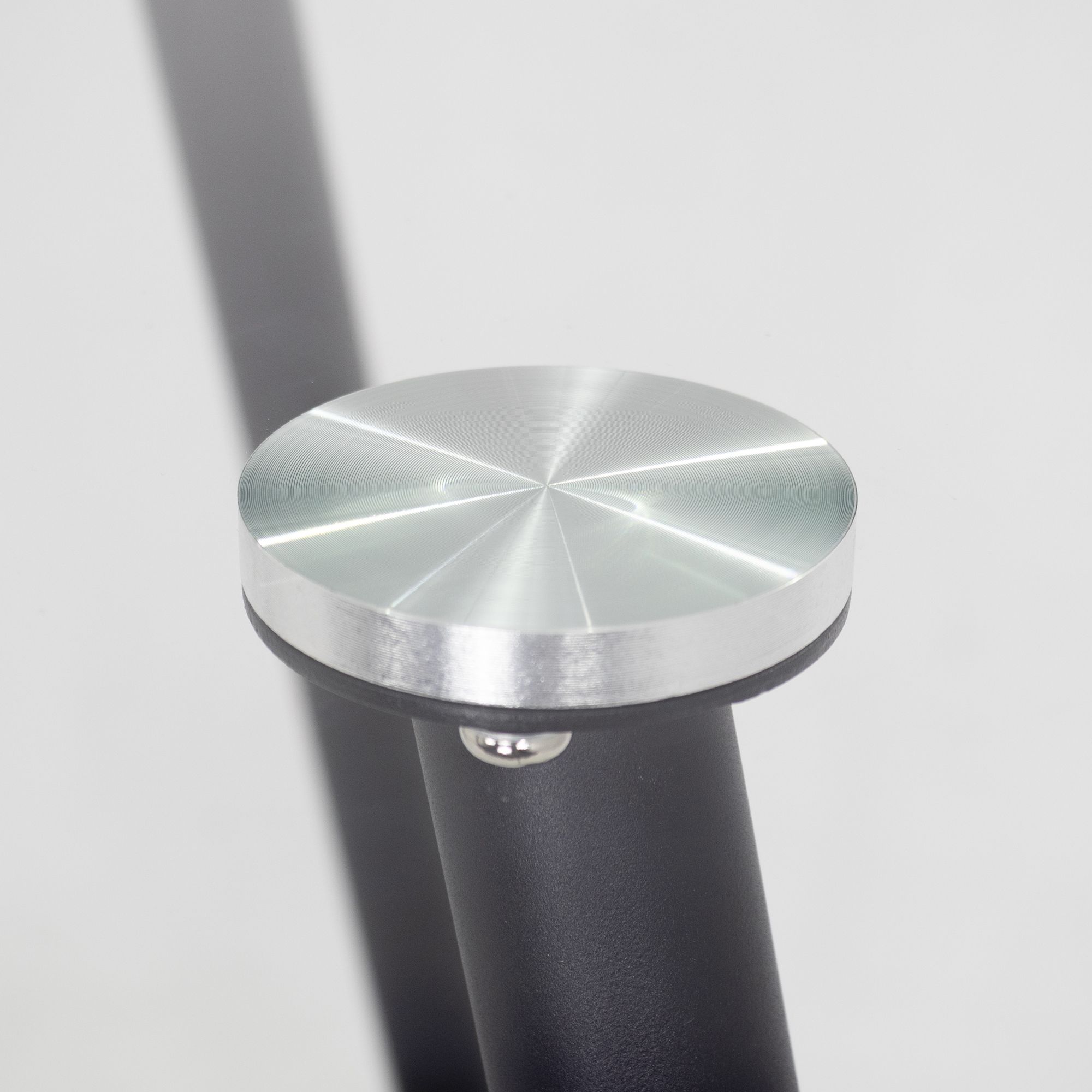 Esszimmer-Tisch CORIN | Tischplatte: Transparentes Glas | Beine: Schwarz Esszimmer-Tisch CORIN | Tischplatte: Glas in weißer Marmor Optik | Beine: Weiß 80 cm