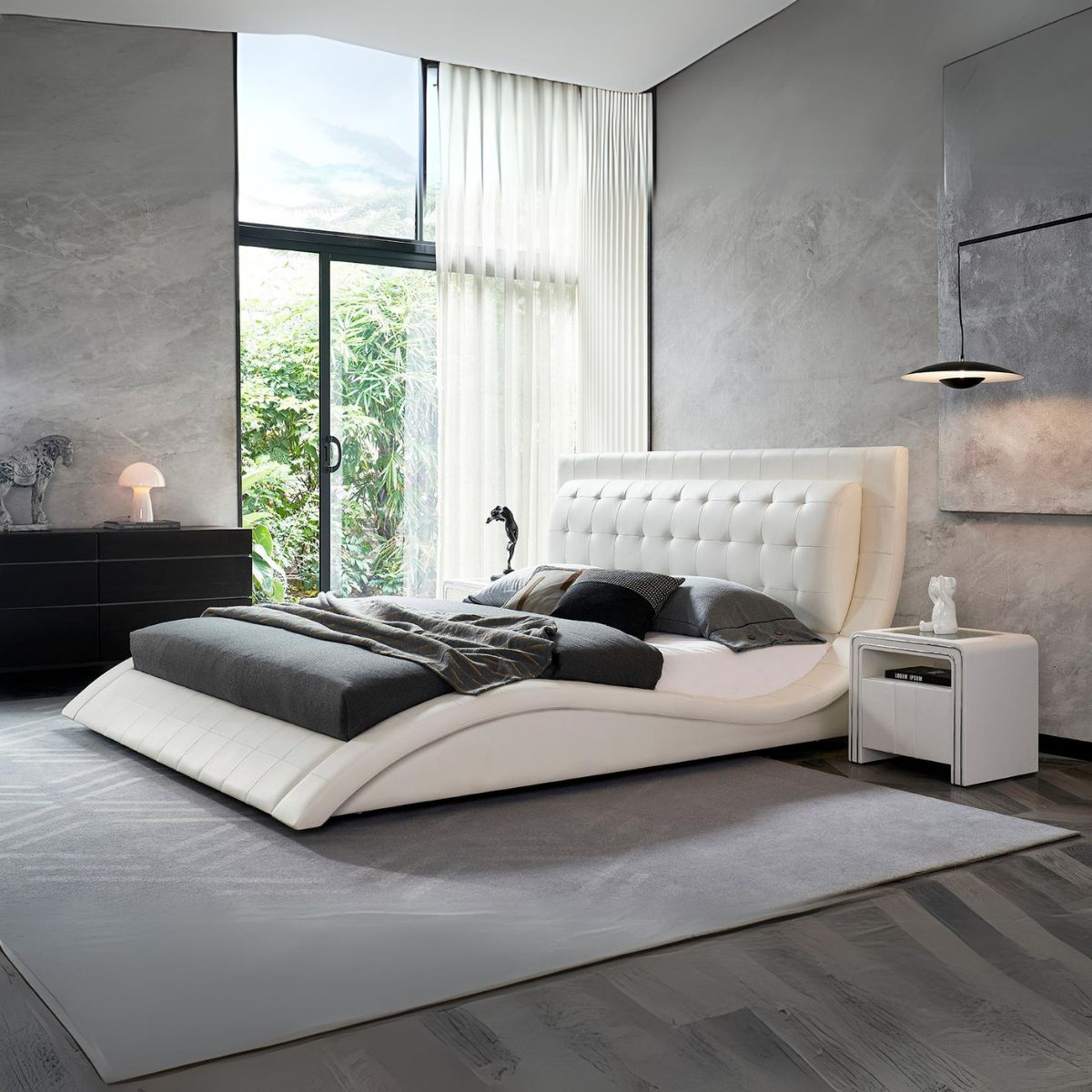 Design Polsterbett St. Tropez in Weiß mit Lederknöpfen St. Tropez 200x200 Weiß