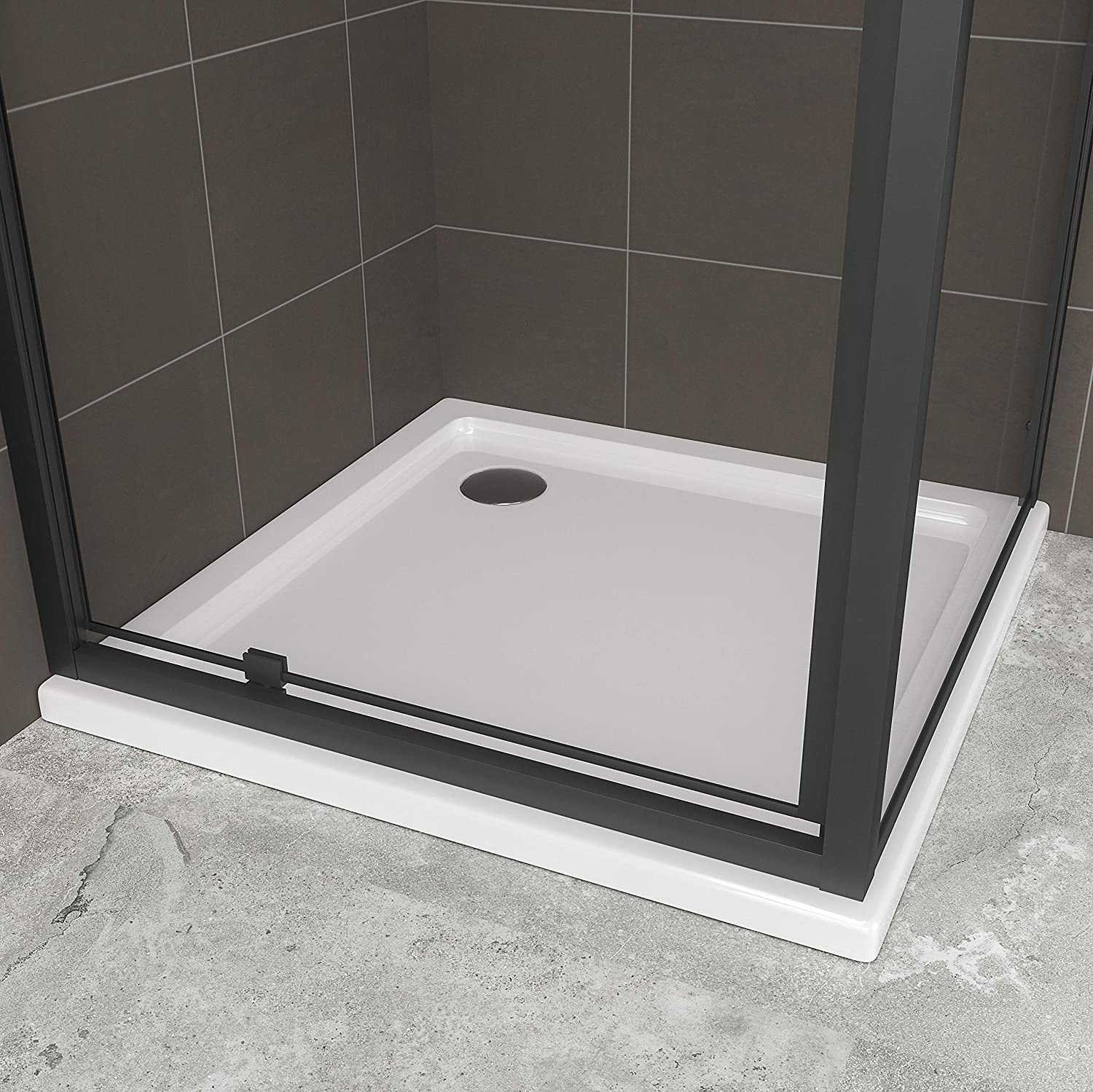 Fronteinstieg Isadora mit Klapptür und schwarzen Profilen aus ESG Sicherheitsglas Fronteinstieg Isadora mit Klapptür und schwarzen Profilen aus ESG Sicherheitsglas