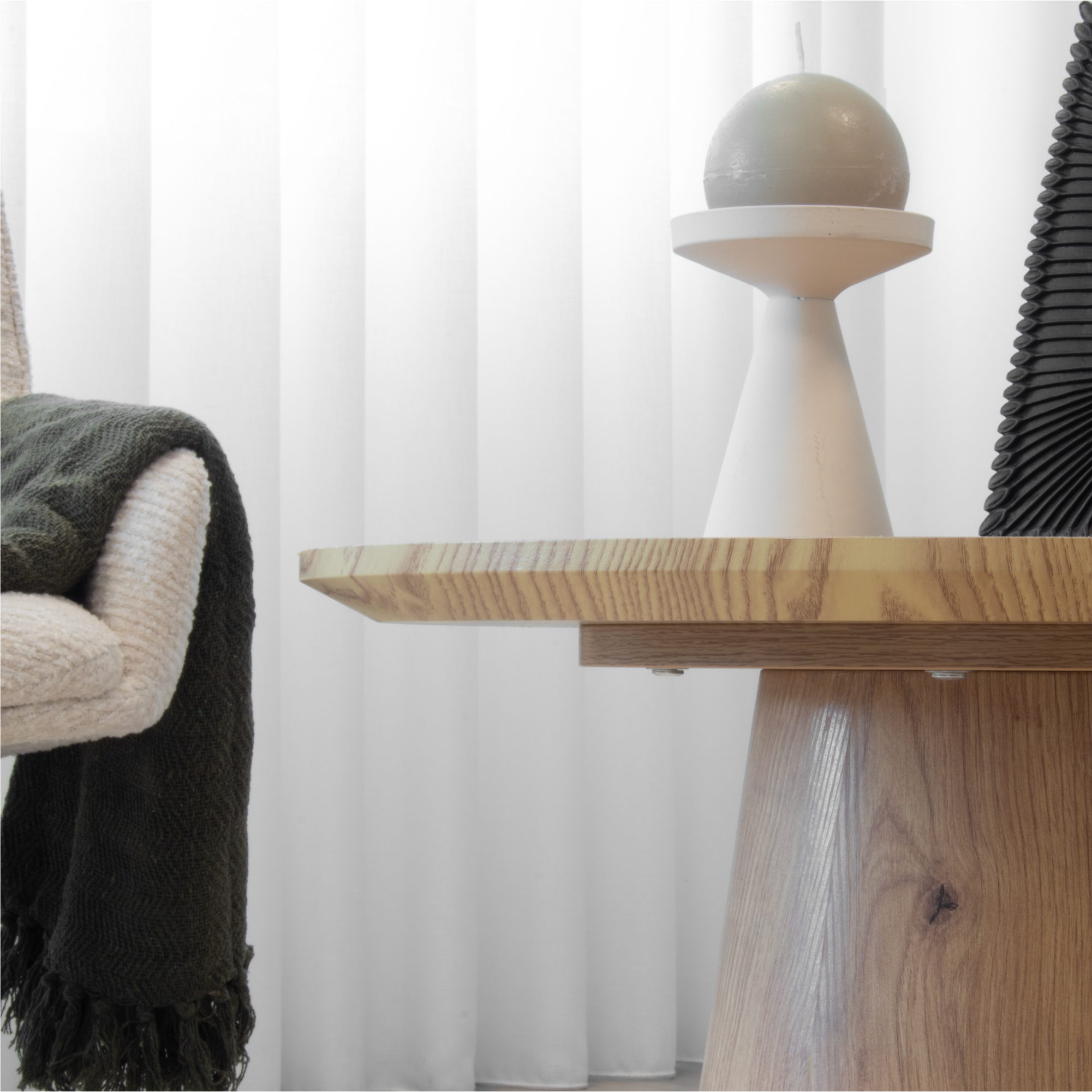 _PT04.jpg Beistelltisch SYLVIA mit Melaminplatte und stabiler Struktur aus Holzverbundmaterial