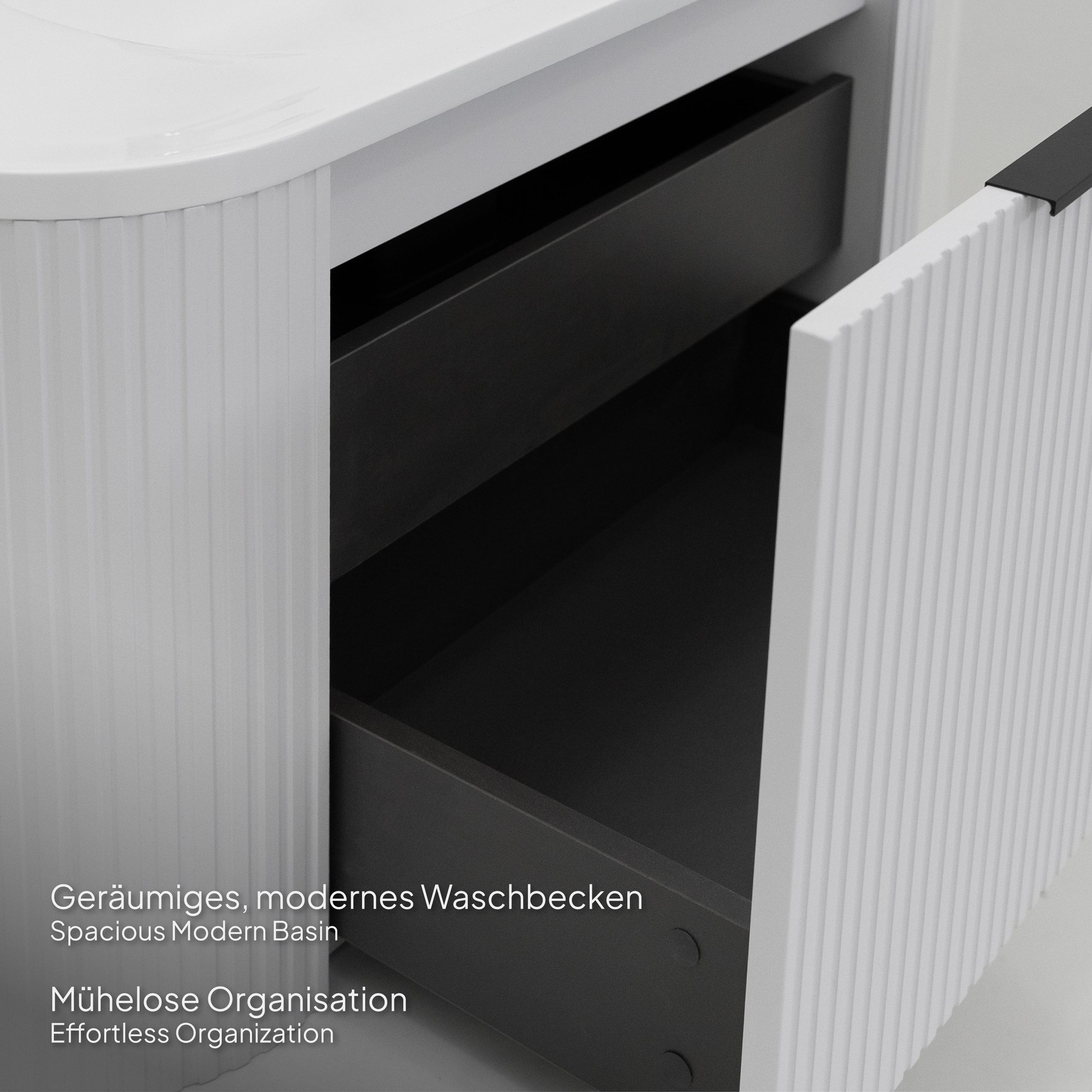 Badmöbel-Set Maia Plus White, wandhängend, mit lamellenförmigem Dekor, Mineralguss-Waschtisch und LED-Spiegel mit Antibeschlag Badmöbel-Set Maia Plus White, wandhängend, mit lamellenförmigem Dekor, Mineralguss-Waschtisch und LED-Spiegel mit Antibeschlag