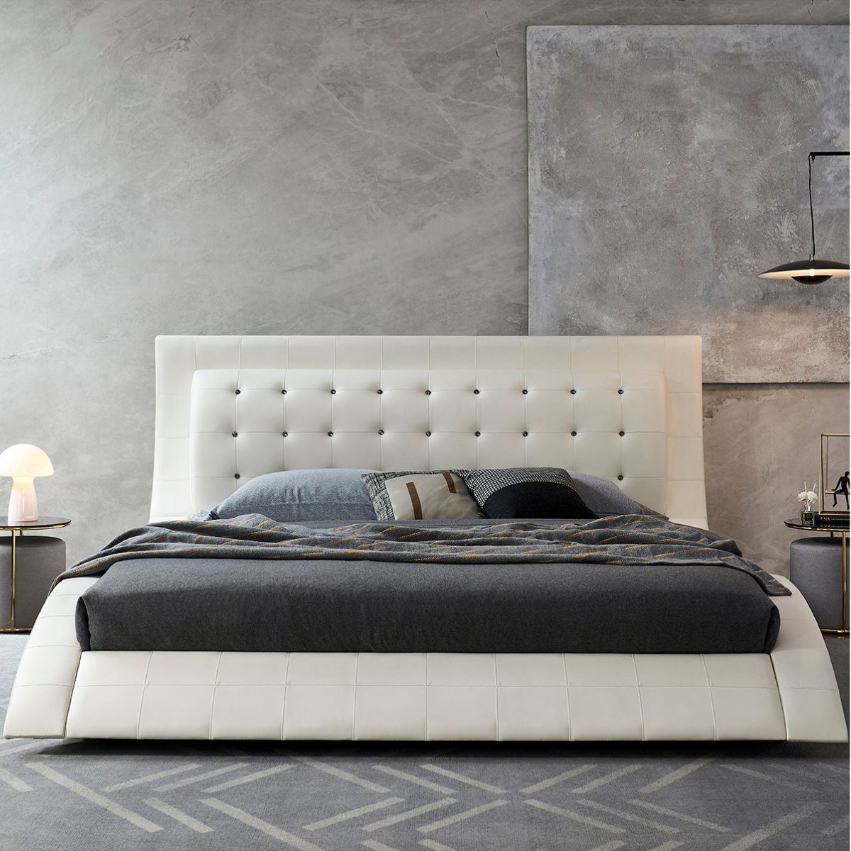 Design Polsterbett St. Tropez in Weiß mit Kristallen St. Tropez 200x200 Weiss MIT DIAMOND